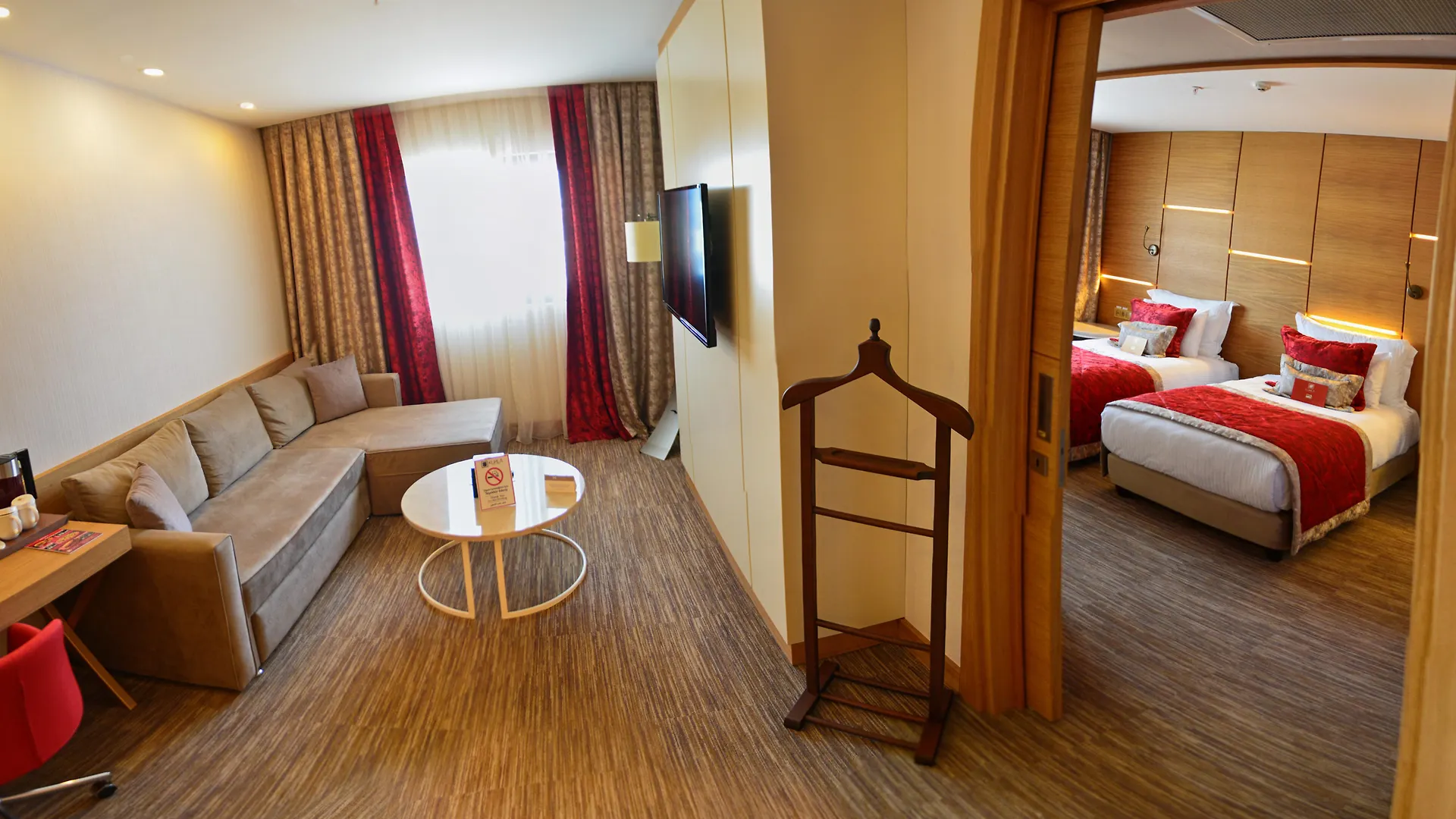 Kuhla Hotel Trabzon 4*,